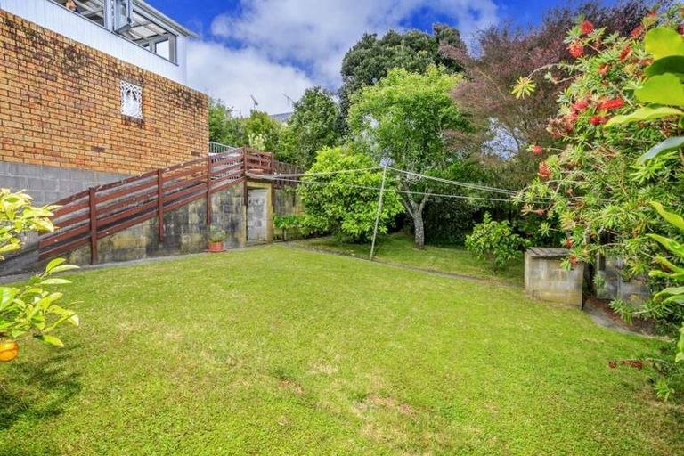 Photo of property in 57 Velma Road, Hillcrest, Auckland, 0627