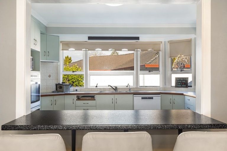 Photo of property in 44 Wordsworth Street, Leamington, Cambridge, 3432