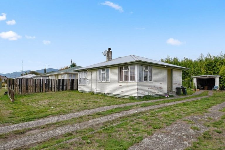 Photo of property in 11 Puriri Crescent, Murupara, 3025