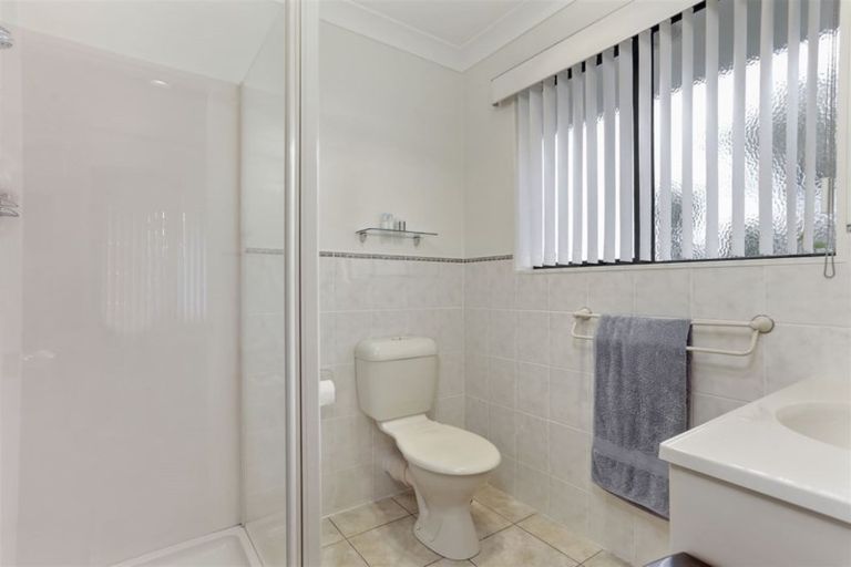 Photo of property in 7 Hercules Drive, Henderson, Auckland, 0612