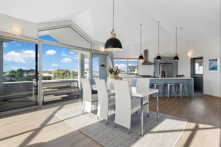 Photo of property in 1022a Papamoa Beach Road, Papamoa Beach, Papamoa, 3118