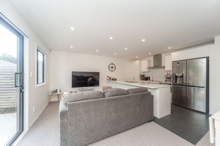 Photo of property in 29a Compton Crescent, Taita, Lower Hutt, 5011