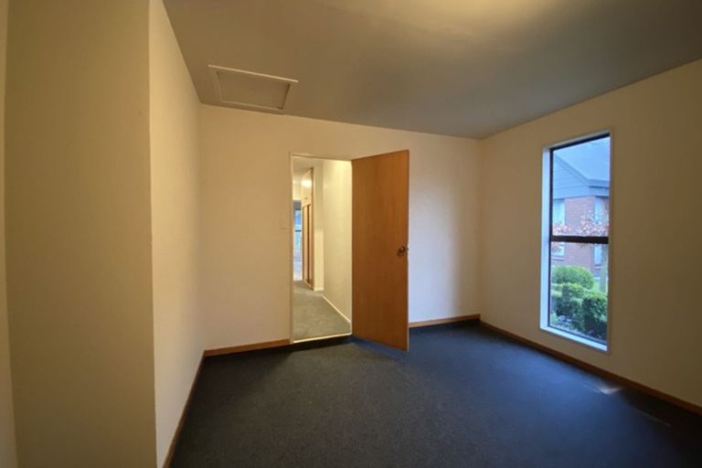 Photo of property in 78 Aorangi Road, Bryndwr, Christchurch, 8053