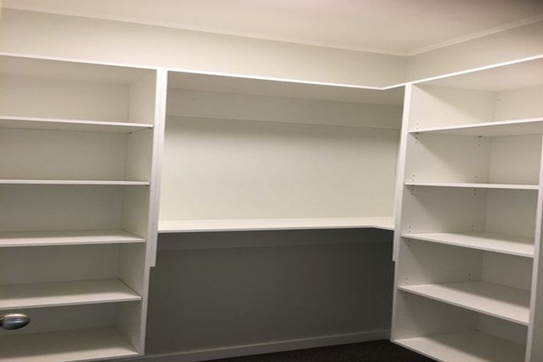 Photo of property in 225 Durham Drive, Havelock North, 4130