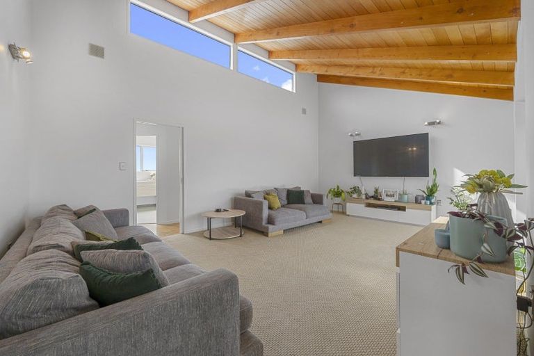 Photo of property in 12a Sycamore Grove, Lower Vogeltown, New Plymouth, 4310