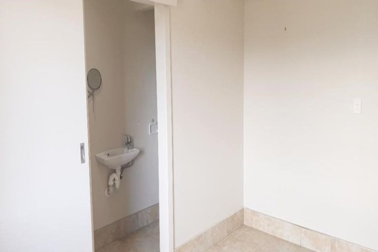 Photo of property in 300 Portsmouth Road, Flaxmere, Hastings, 4120