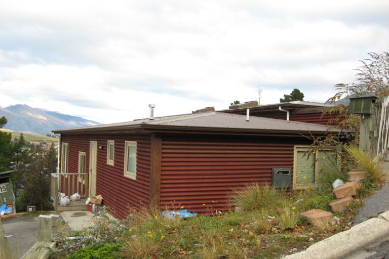 Photo of property in 15c Sunrise Lane, Queenstown, 9300