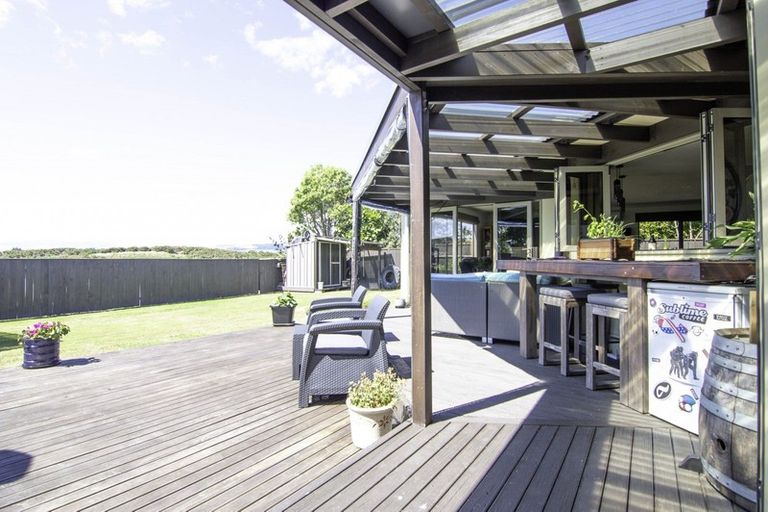 Photo of property in 119 Pacific Drive, Fitzherbert, Palmerston North, 4410