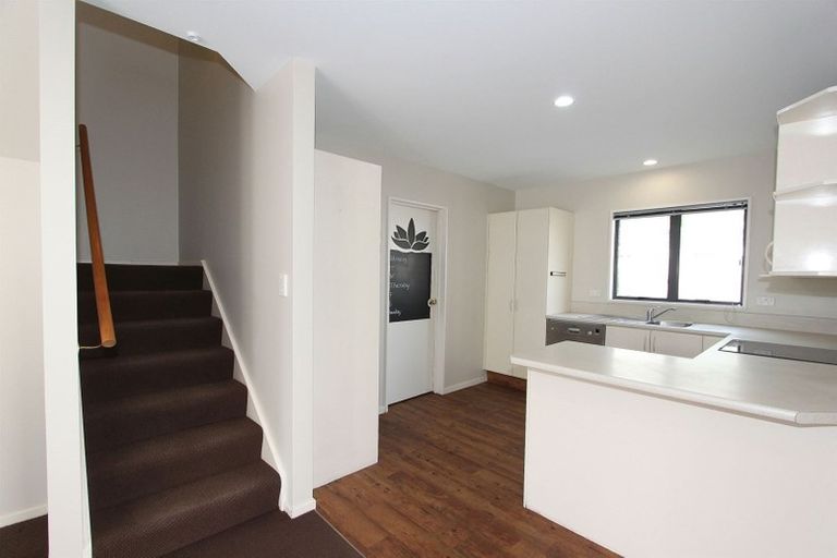Photo of property in 2/56 London Street, Richmond, Christchurch, 8013