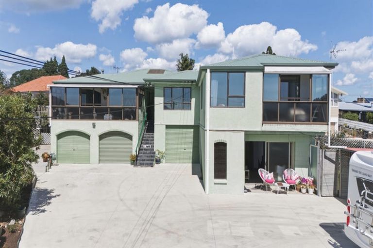 Photo of property in 12 Sutherland Road, Brookfield, Tauranga, 3110