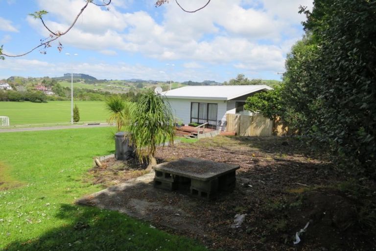 Photo of property in 60 Kaitemako Road, Welcome Bay, Tauranga, 3112
