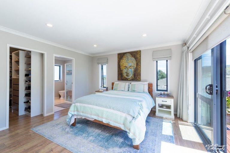 Photo of property in 94 Kirton Drive, Riverstone Terraces, Upper Hutt, 5018