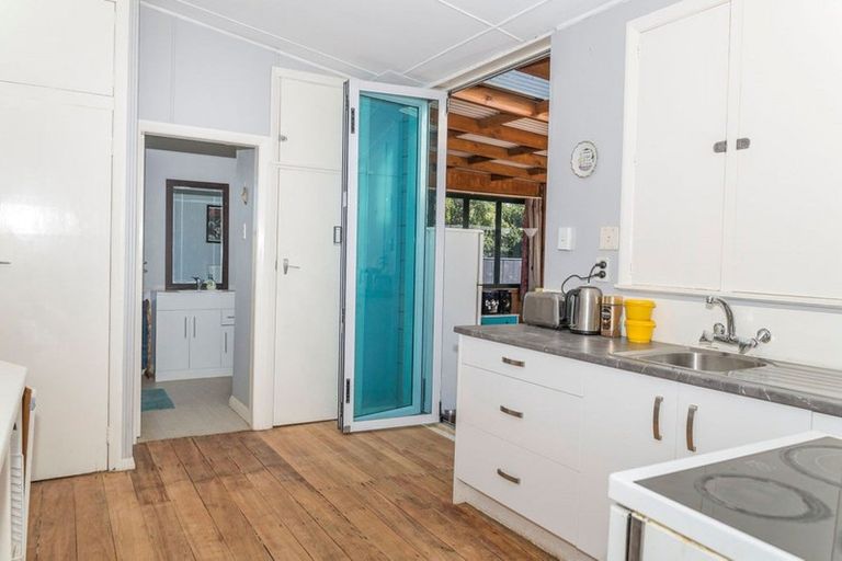 Photo of property in 29 Tennyson Street, Dannevirke, 4930