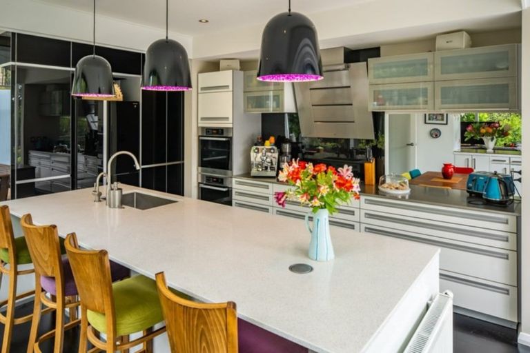 Photo of property in 5 Gill Road, Lowry Bay, Lower Hutt, 5013