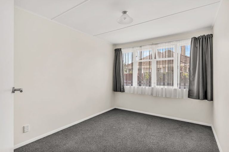 Photo of property in 24 Churchill Crescent, Te Hapara, Gisborne, 4010