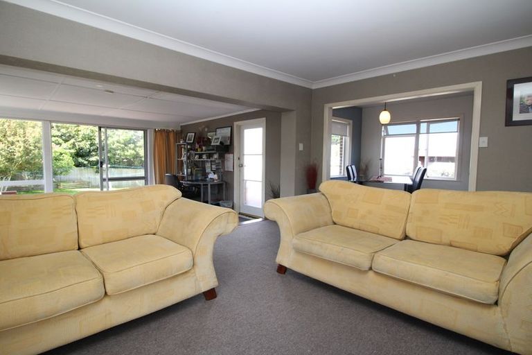 Photo of property in 27 Roosevelt Road, Western Heights, Rotorua, 3015