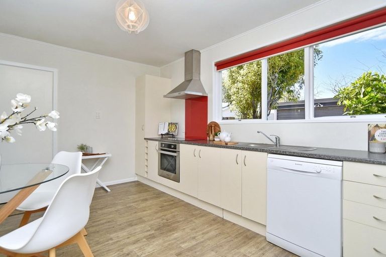 Photo of property in 51a Rayburn Avenue, Papanui, Christchurch, 8053