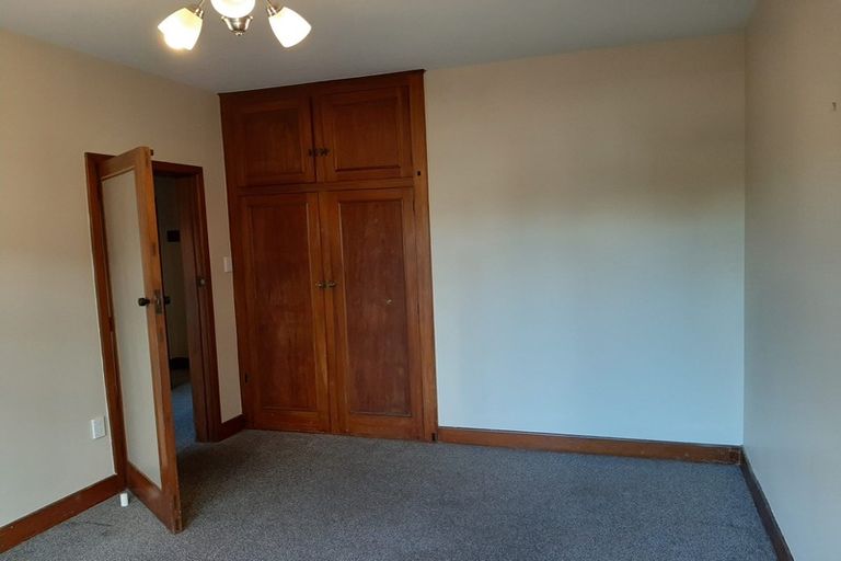 Photo of property in 118 Holly Road, St Albans, Christchurch, 8014