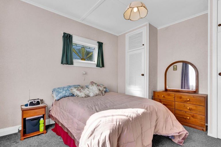 Photo of property in 22 Whakapaki Street, Urenui, 4375