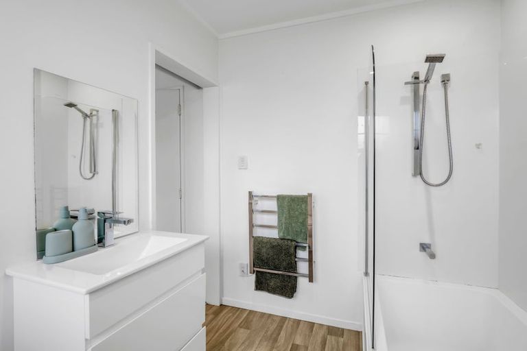 Photo of property in 40 Clifton Terrace, Fitzherbert, Palmerston North, 4410