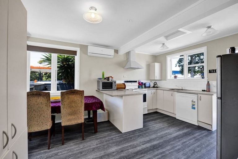 Photo of property in 336 Carrington Street, Vogeltown, New Plymouth, 4310