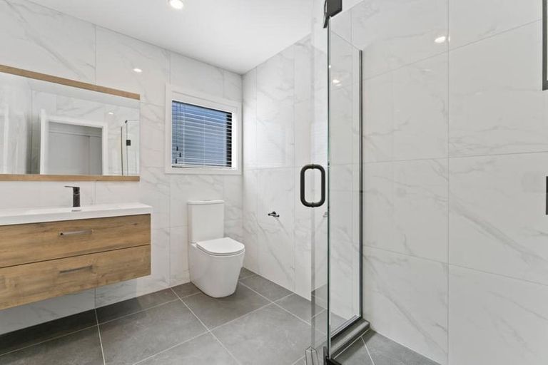 Photo of property in 30 Opaheke Road, Papakura, 2110