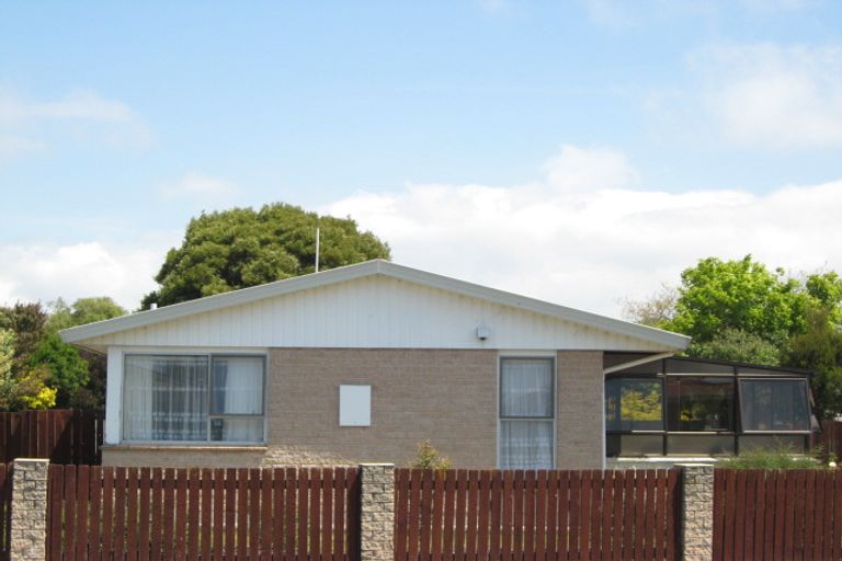 Photo of property in 30 Saint Heliers Crescent, Aranui, Christchurch, 8061