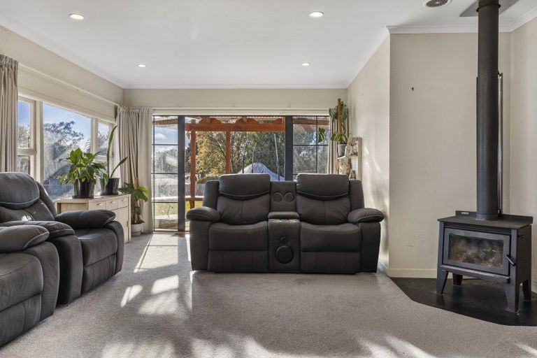Photo of property in 90 Tamatea Road, Taupo, 3330