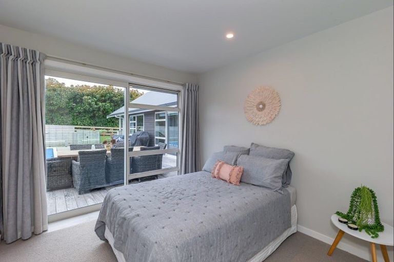 Photo of property in 20 Tunbridge Wells, Ohau, Levin, 5570