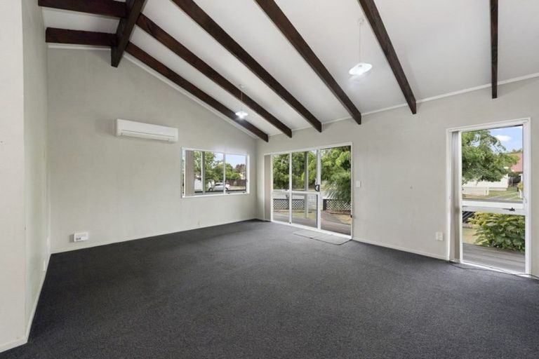 Photo of property in 7 Garland Drive, St Andrews, Hamilton, 3200