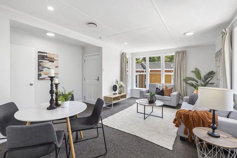 Photo of property in 12 Takatimu Way, Johnsonville, Wellington, 6037