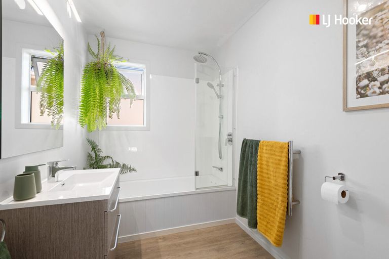 Photo of property in 3 Martin Road, Fairfield, Dunedin, 9018