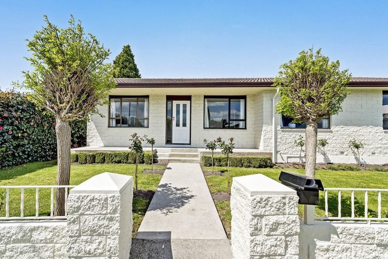 Photo of property in 4 Cicada Place, Hei Hei, Christchurch, 8042