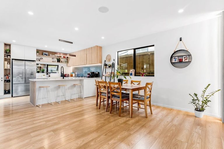 Photo of property in 49 Kea Road, Silverdale, 0932