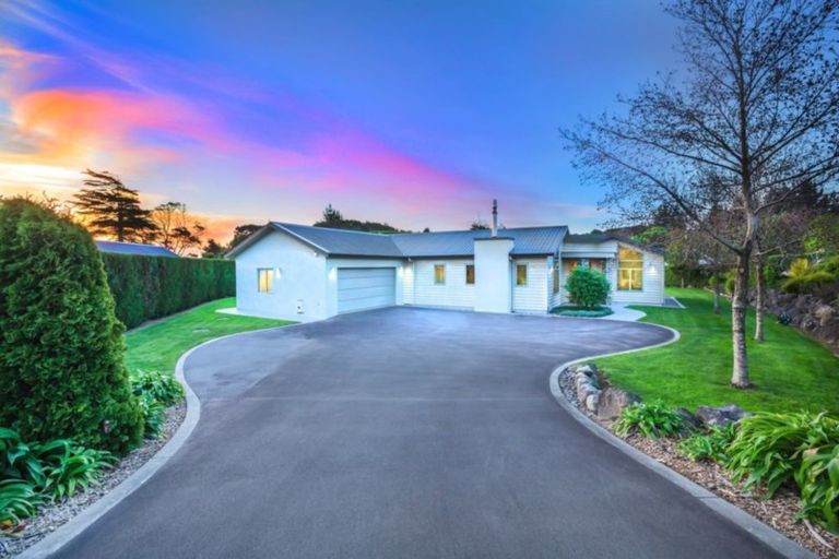 Photo of property in 4 Lamont Place, Waikanae, 5036