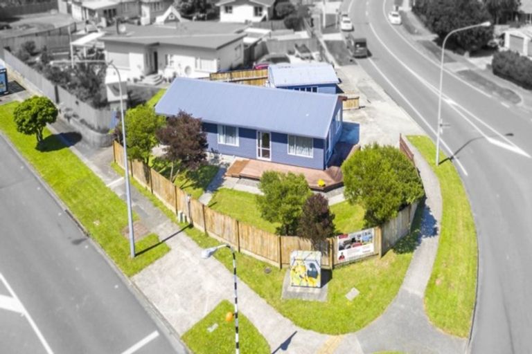 Photo of property in 50 Stokes Valley Road, Stokes Valley, Lower Hutt, 5019