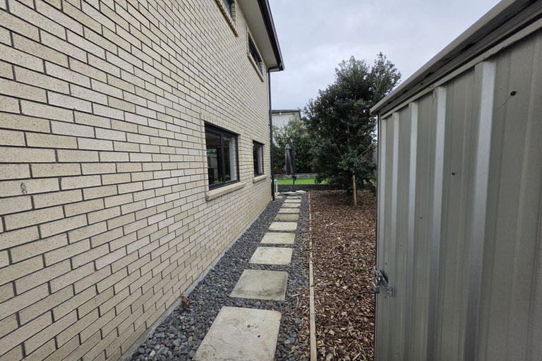 Photo of property in 10 Timata Lane, Favona, Auckland, 2024