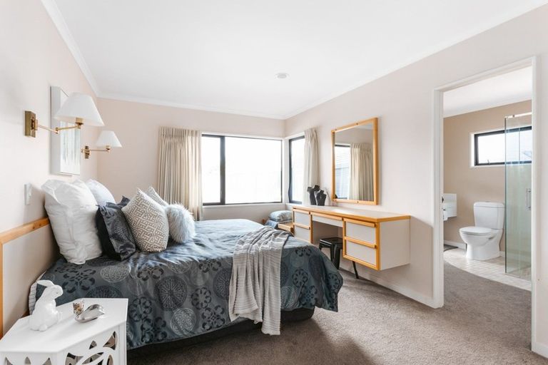 Photo of property in 10 Shaw Place, Matua, Tauranga, 3110