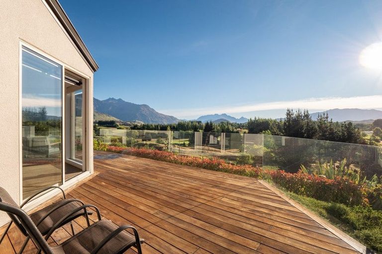 Photo of property in 13 Shaw Street, Arrowtown, 9302