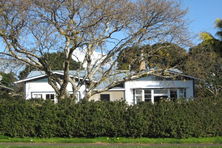 Photo of property in 25 Glen Almond Street, New Plymouth, 4310