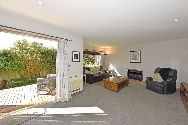 Photo of property in 70 Saint James Avenue, Papanui, Christchurch, 8053