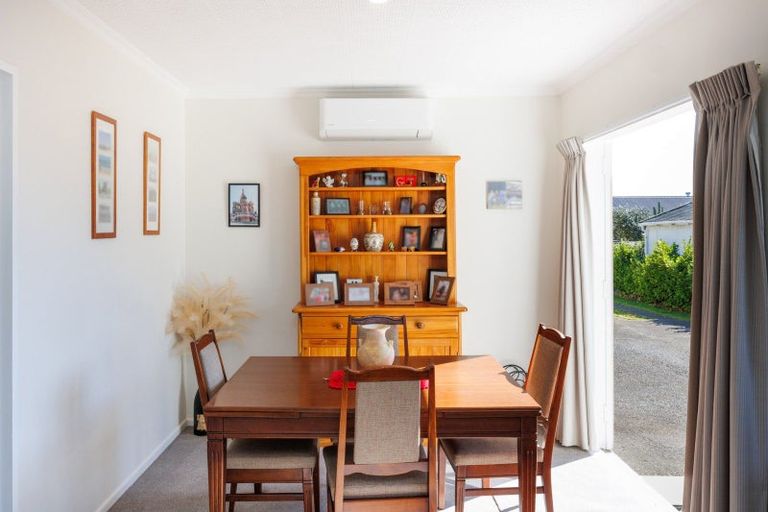 Photo of property in 17 Rongopai Street, Palmerston North, 4414