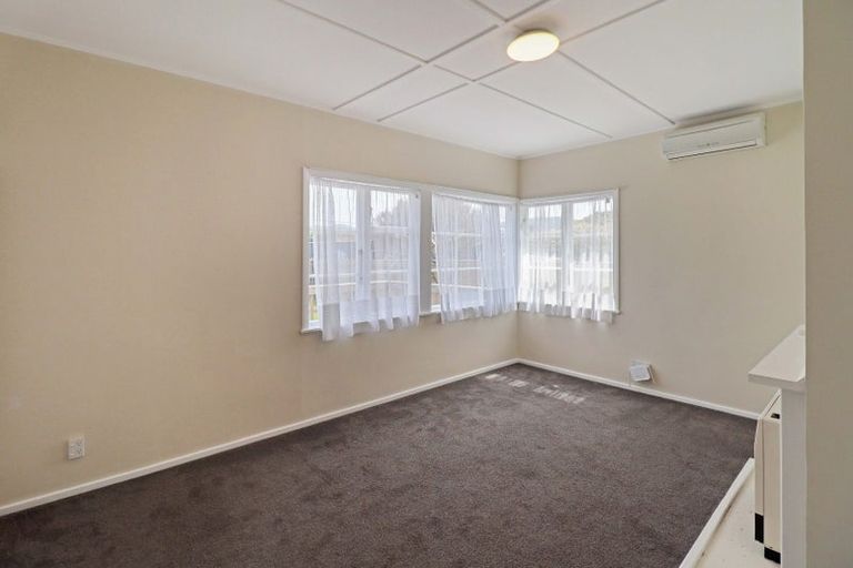 Photo of property in 270 Naenae Road, Naenae, Lower Hutt, 5011