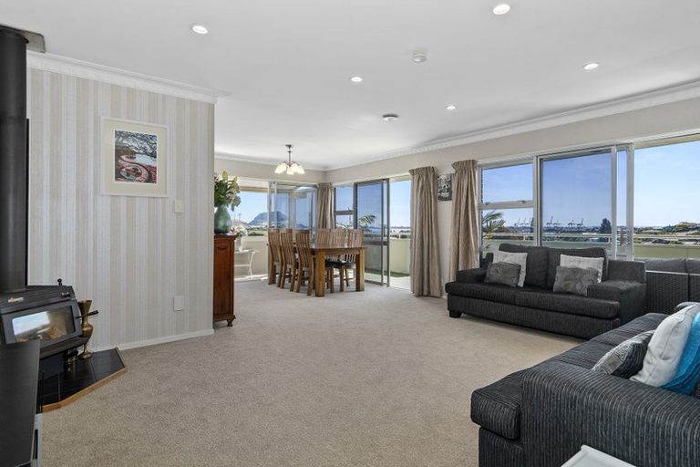 Photo of property in 42 Whitaker Street, Otumoetai, Tauranga, 3110