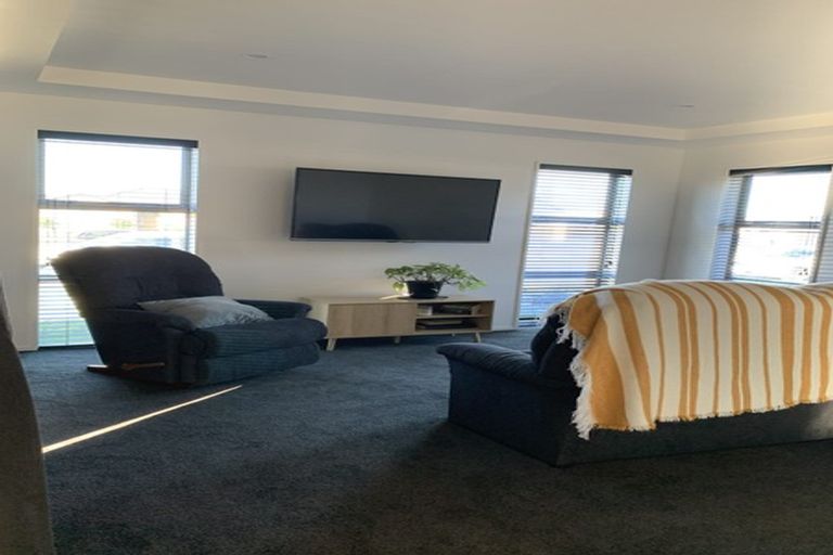 Photo of property in 71 Bayliss Drive, Kaiapoi, 7630