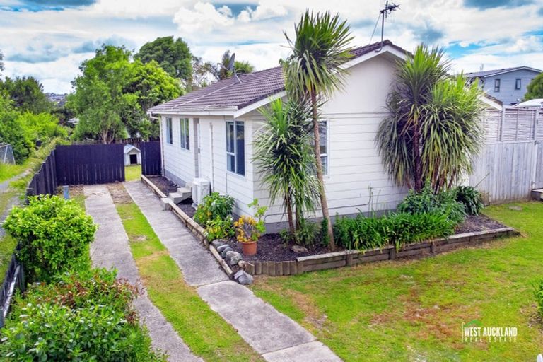 Photo of property in 9 Arodella Crescent, Ranui, Auckland, 0612