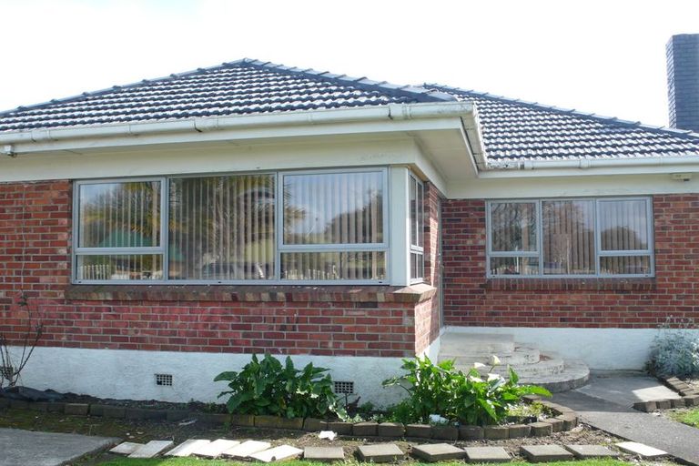 Photo of property in 323 Massey Road, Mangere East, Auckland, 2024