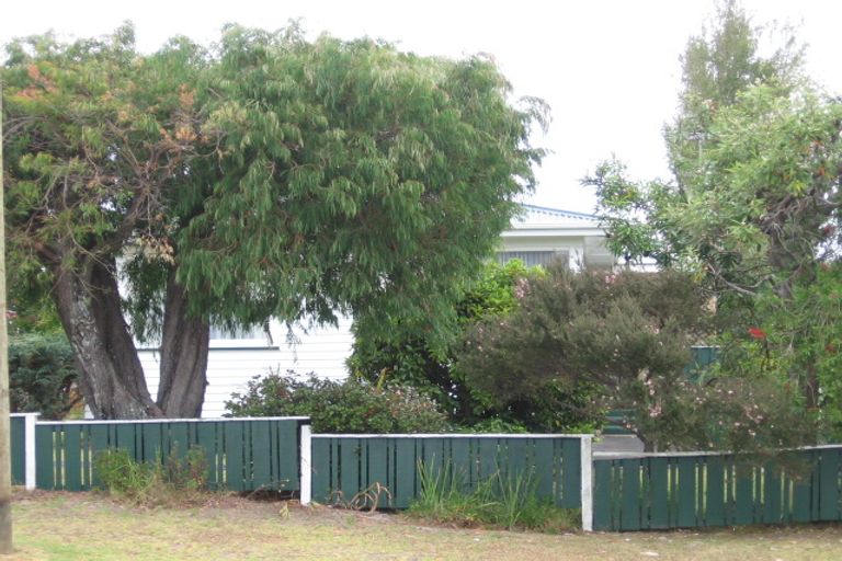 Photo of property in 34 Tramway Road, Beach Haven, Auckland, 0626