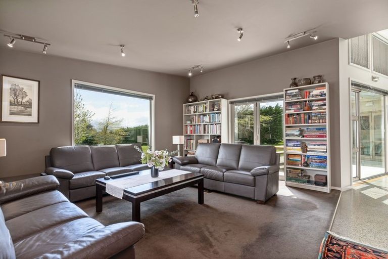 Photo of property in 18 Campbell Drive, Martinborough, 5711