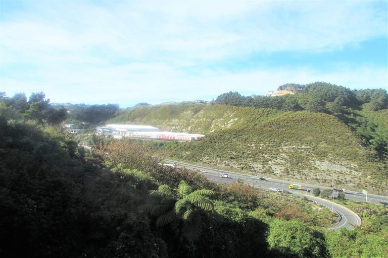 Photo of property in 12a Dominion Park Street, Johnsonville, Wellington, 6037